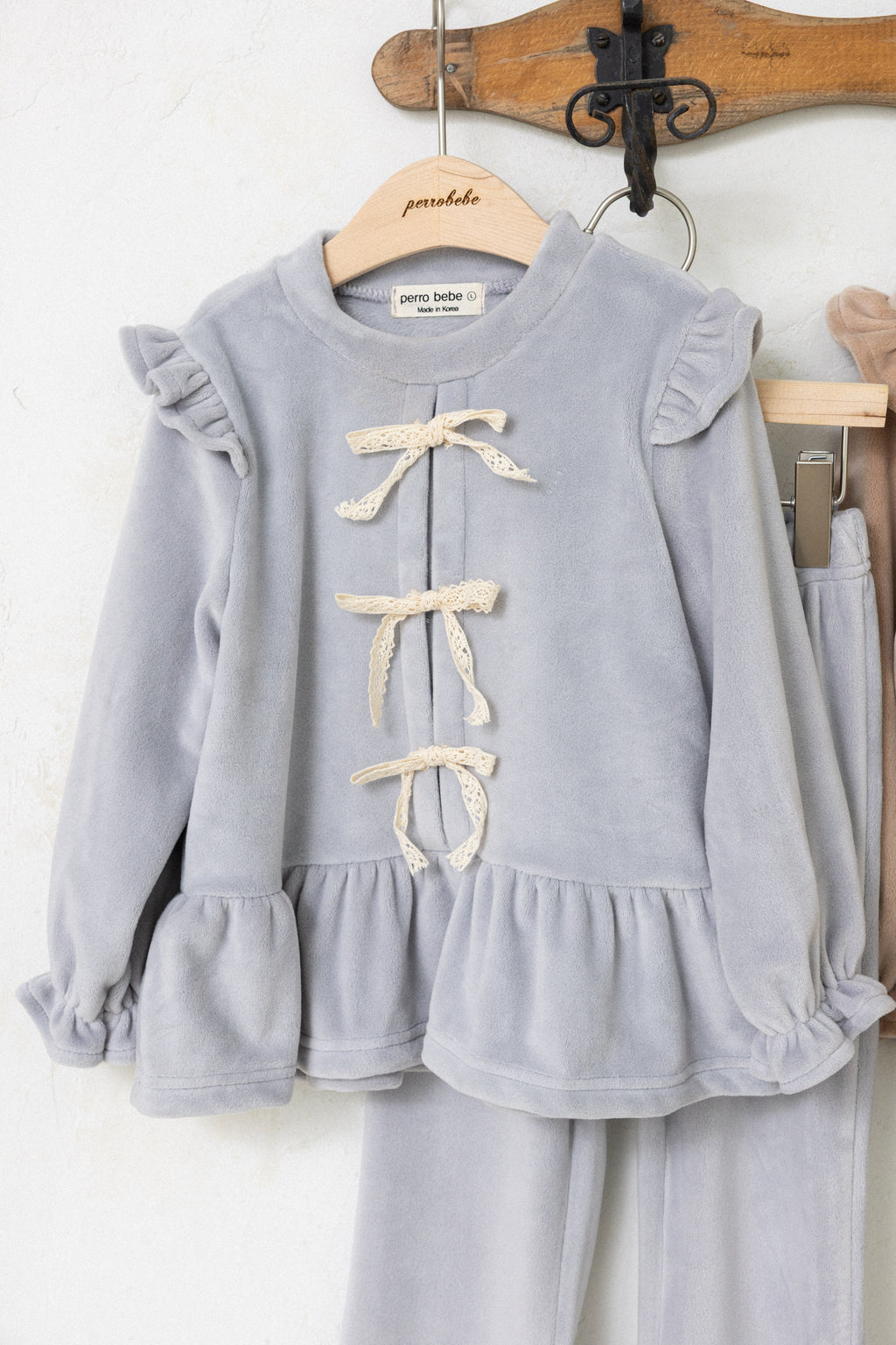Amy Velvet Ribbon Set for Girls | Soft Korean Lounge Set | Made in Korea | KOMOÉ Kidswear